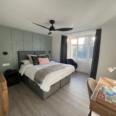United Home B&B Salford  Zewnętrze zdjęcie