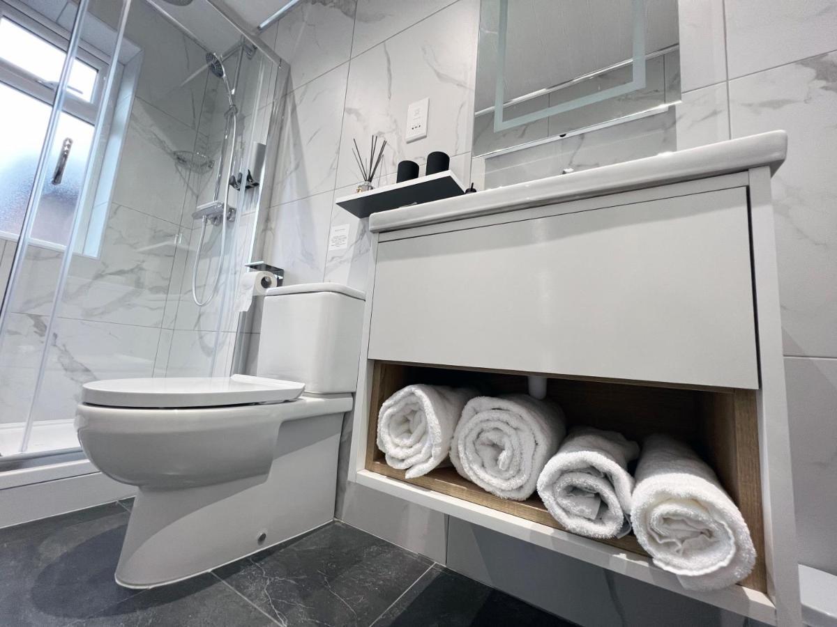 United Home B&B Salford  Zewnętrze zdjęcie