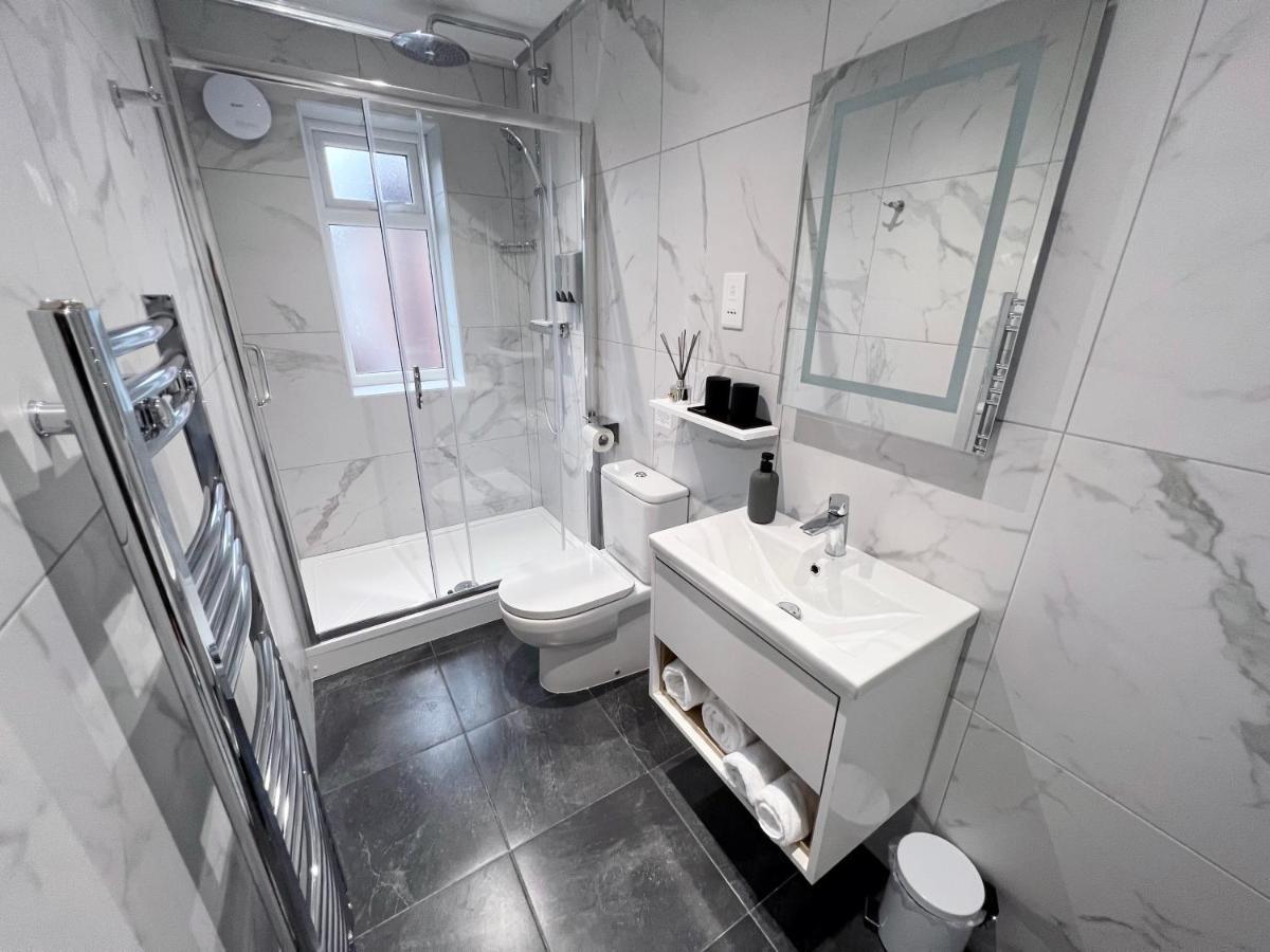 United Home B&B Salford  Zewnętrze zdjęcie