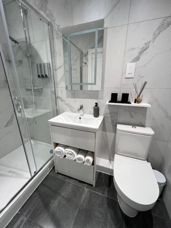 United Home B&B Salford  Zewnętrze zdjęcie