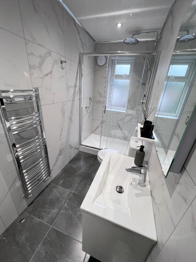 United Home B&B Salford  Zewnętrze zdjęcie