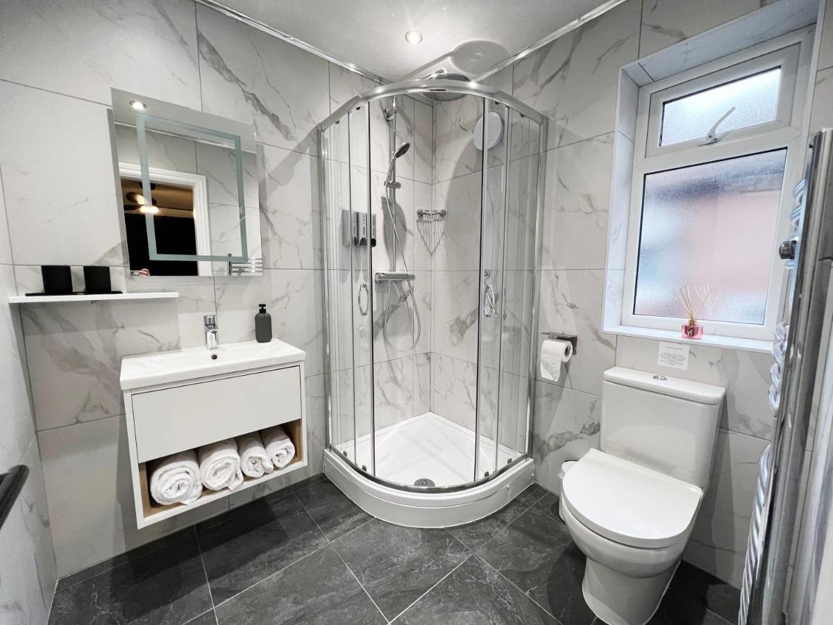 United Home B&B Salford  Zewnętrze zdjęcie